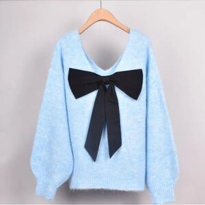 BOHO OVERSIZED BOW BACK FROM PARIS FRANCE SWEATER
